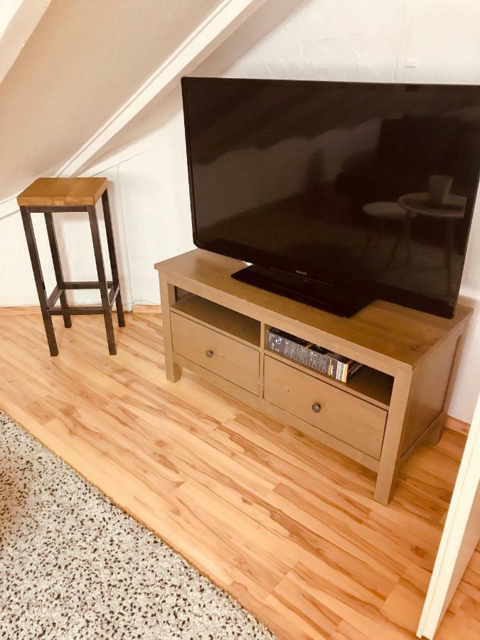 Studio Apartment In Direkter Naehe Zur Uniklinik Homburg Хомбург Экстерьер фото